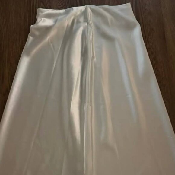 White Satin Long Skirt - Picture 5 of 5